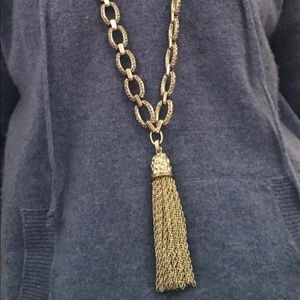Kendra Scott necklace with removable tassel